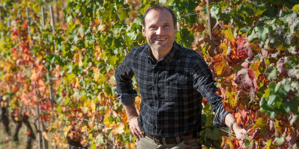 Winery owner and winemaker Fabrizio Francone in the vineyard, Neive, Barbaresco DOCG, Piemonte