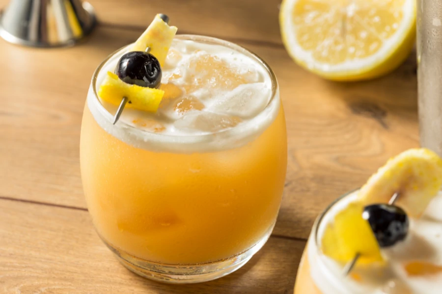 Amaretto Sour Cocktail