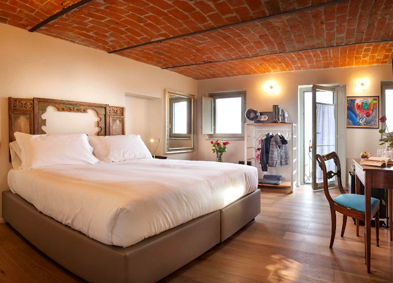 Room in Borgese Cemere e Suites Hotel, Neive, Barbaresco, Piemonte