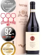 Bottle of Italian red wine ForteMasso Barolo Castelletto Riserva DOCG 2015 in wooden gift box